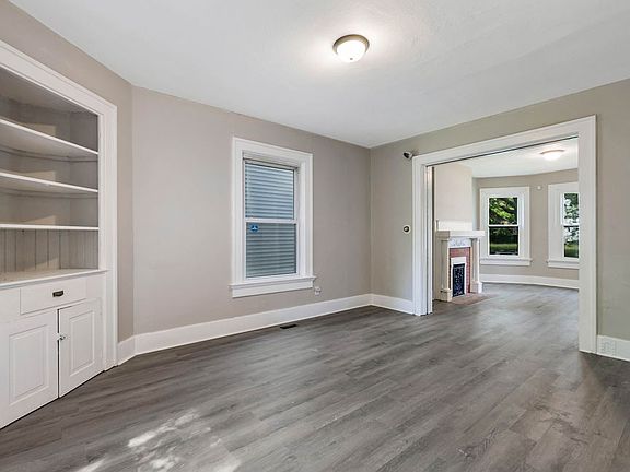 4th image of 43 Rockwood Ave