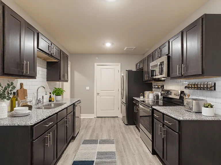 Cocoa Grand Apartments — Photo 27