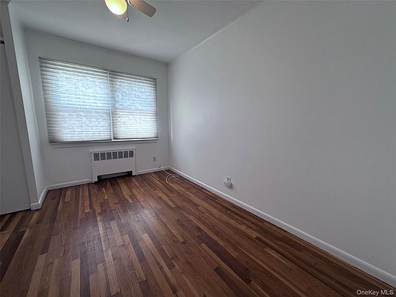 4th image of 414 E Chester St