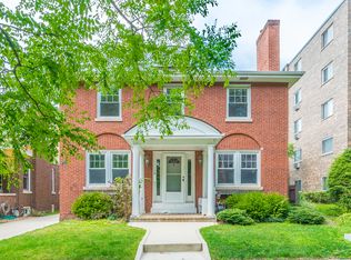 1005 Harvard Ter, Evanston, IL 60202