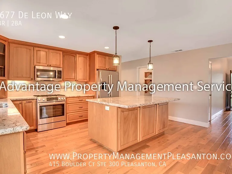 1677 De Leon Way — Photo 14