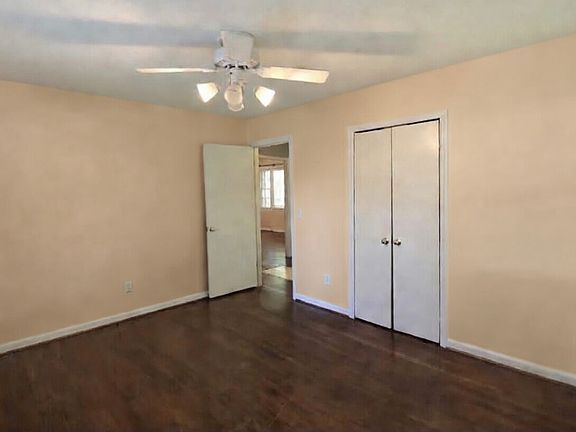 3rd image of 4101 Spring Hill Rd
