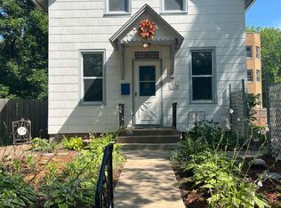 1429 18th Ave, Moline, IL 61265