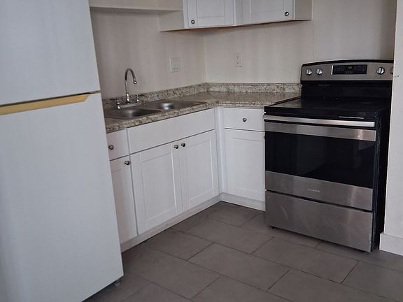 5th image of 5236-42 Naranja St #2