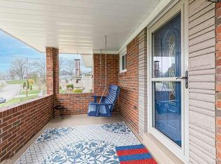 208 Clover Dr, Elizabeth, PA