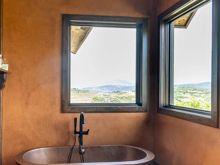 2367 E Canyon Gate Rd — Photo 17