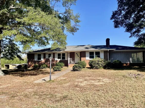 1169 Macdonald Rd, Scottsburg, VA 24589