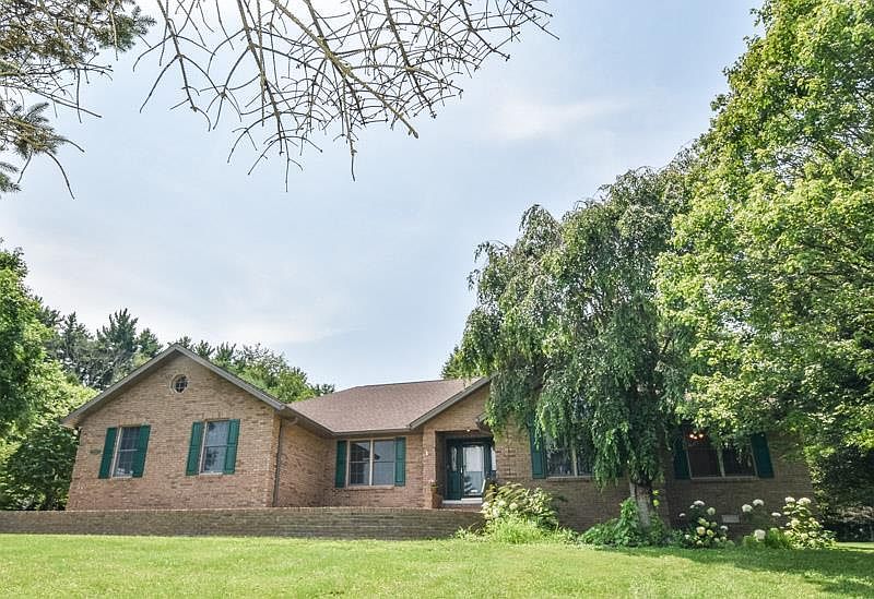 1st image of 4714 S Nicole Dr
