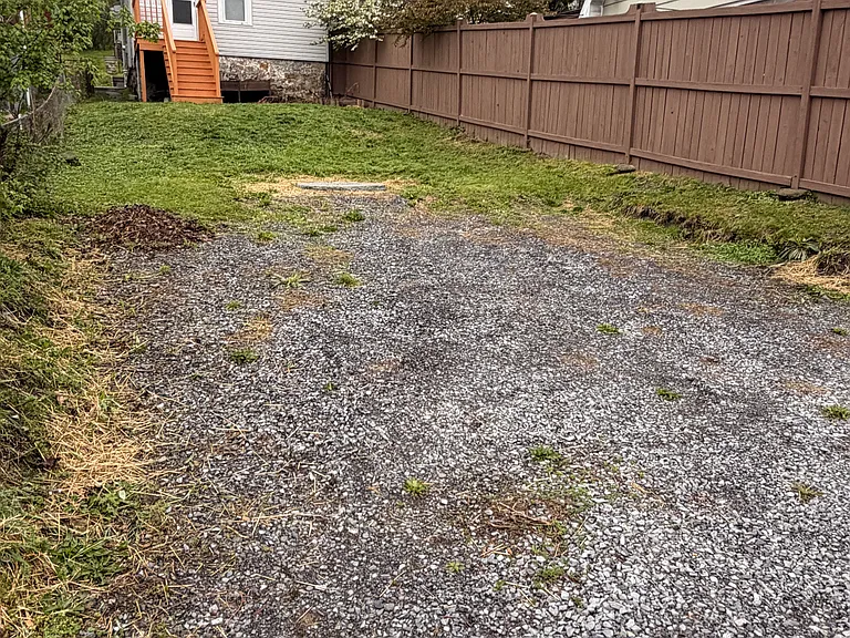 Oak Ave — Photo 2