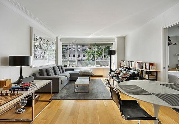 3rd image of 200 E 66th St APT B0205