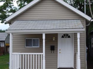 120 Broadway St, Coraopolis, PA 15108