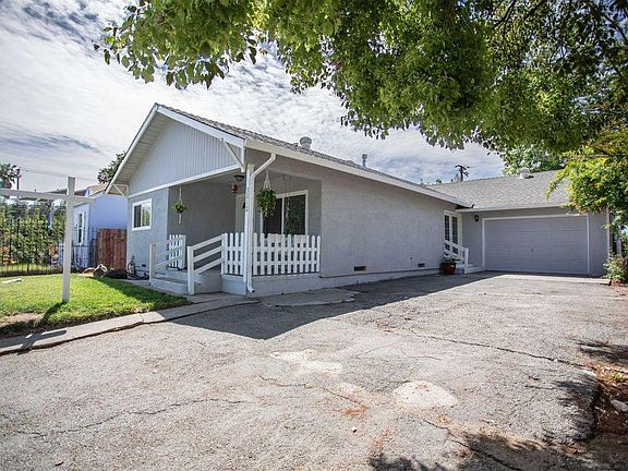 4th image of 3812 22nd Ave