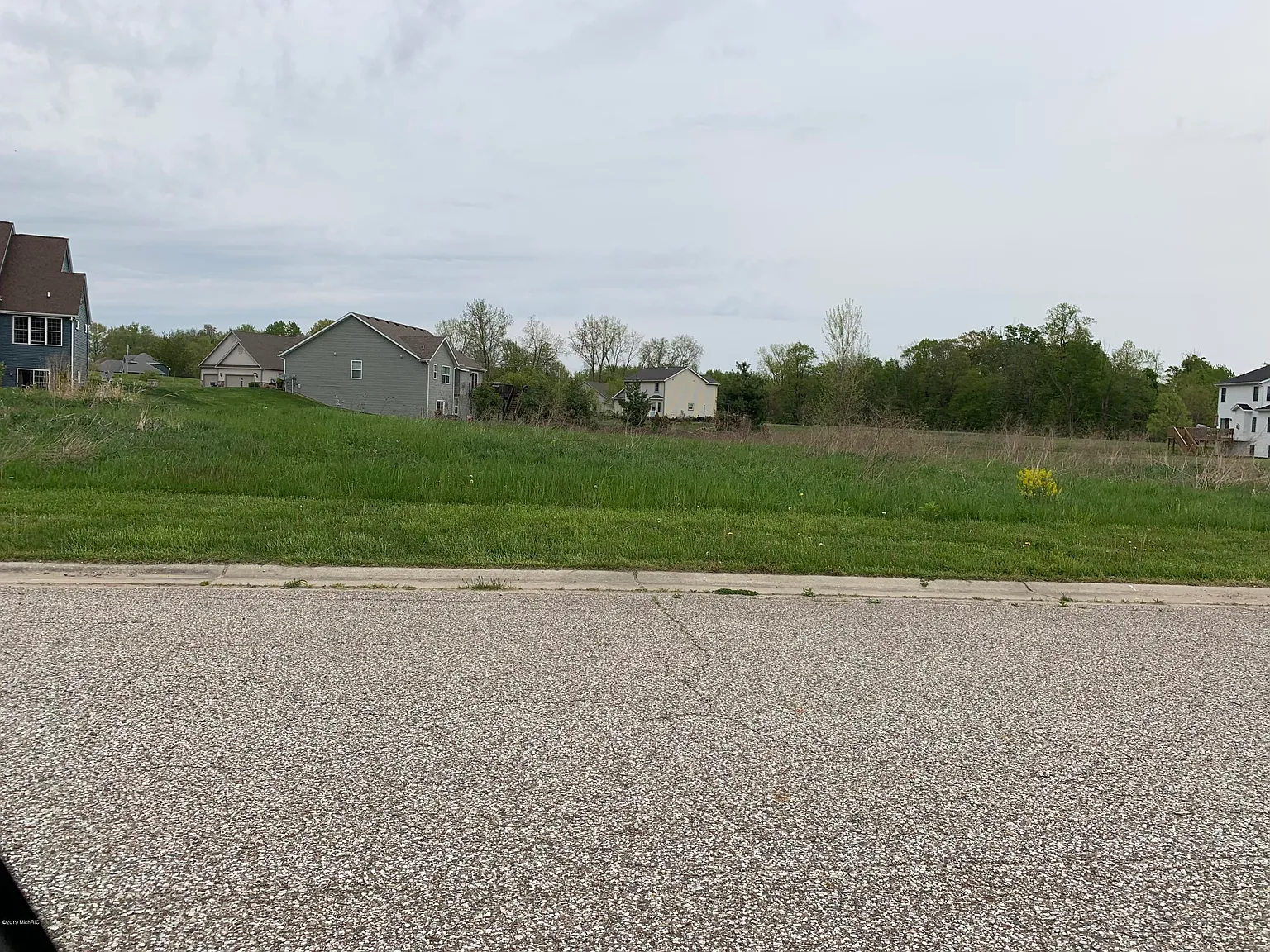 Concord Ridge Blvd photo 1