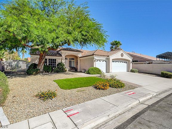 3rd image of 950 Denberry Way