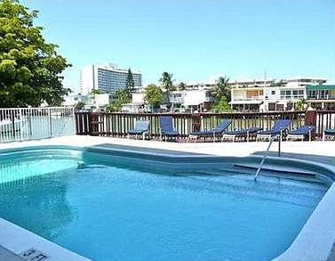 2nd image of 7133 Bay Dr 301 #301