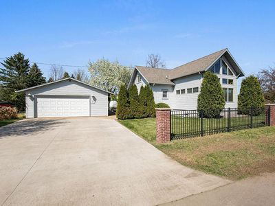 681 4th St NE, Little Falls, MN, 56345