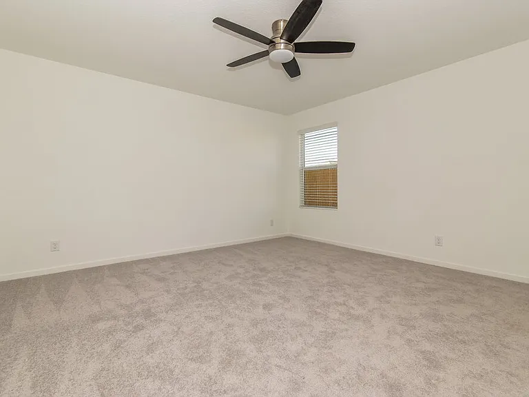 1708 Crossbill St — Photo 9