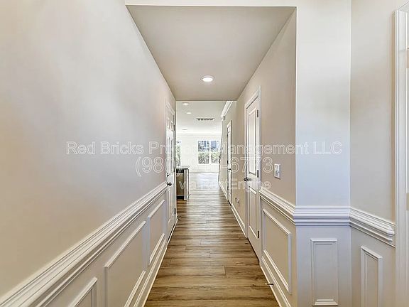 5th image of 4023 Black Ct