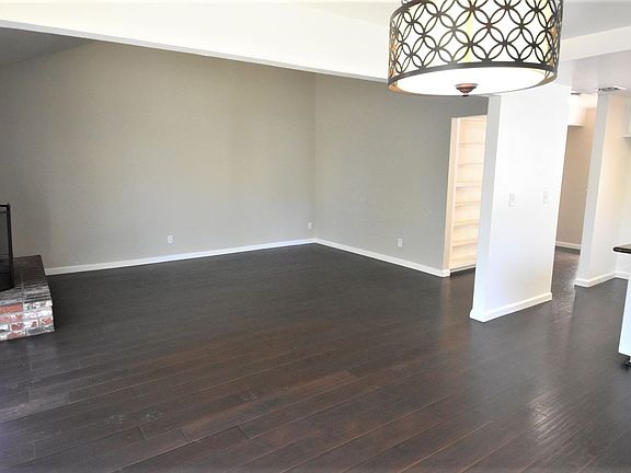 3rd image of 174 Saginaw Cir