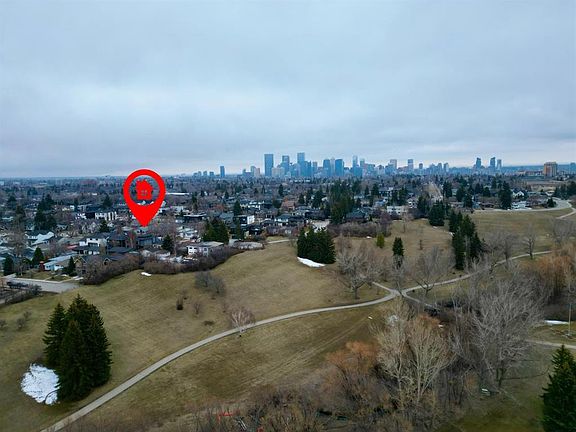 4th image of 719 N 27th Ave NW