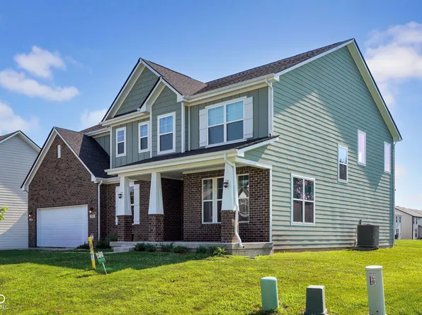 2731 Victory Dr, Columbus, IN 47203