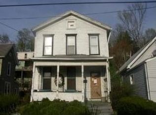 341 W Main St, Reinholds, PA 17569