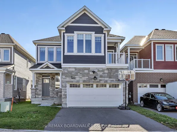125 Hackamore Cres, Ottawa, ON K0A 2Z0