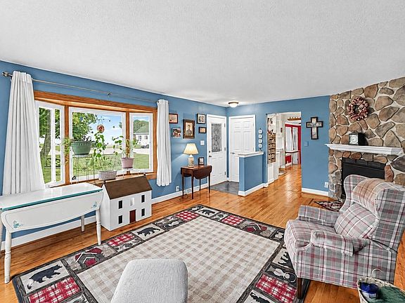 4th image of 12865 W Lancaster AVENUE