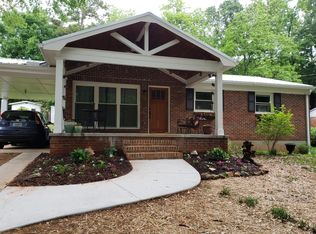 230 Pine Needle Rd, Athens, GA 30606