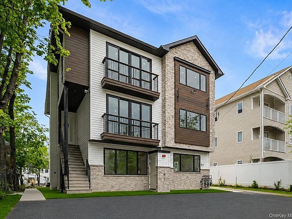 2nd image of 80 Twin Avenue #211
