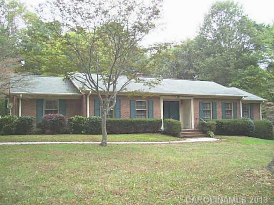 1st image of 6125 Deliah Ln