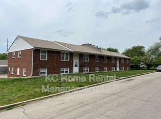 13428 Spring St #8, Grandview, MO 64030