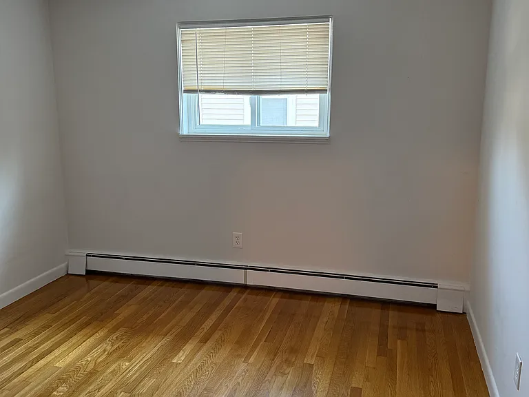 7-9 Holmes St #1C — Photo 3