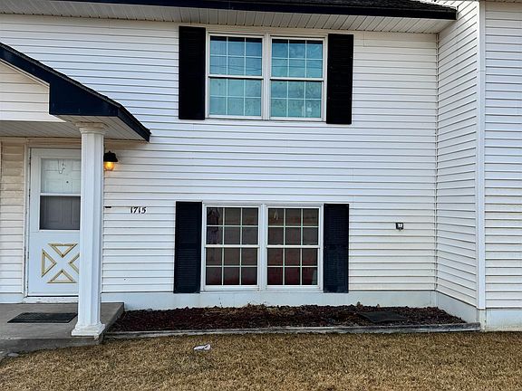 2nd image of 1715 E Park Ave