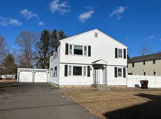 27-29 Sunnyslope Ave, Agawam, MA 01001