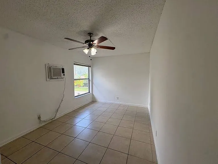 6000 NW 7th St #22 — Photo 15