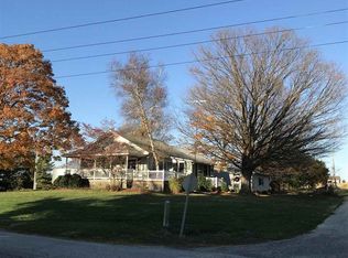688 N Bicknell Rd, Wheatland, IN 47597