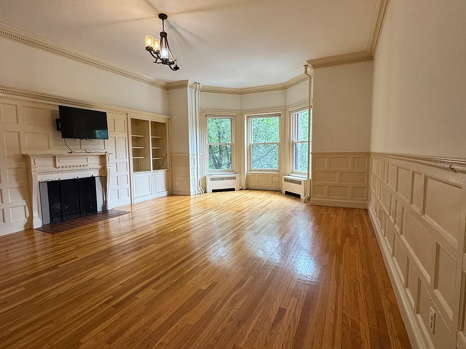239 Commonwealth Ave #41