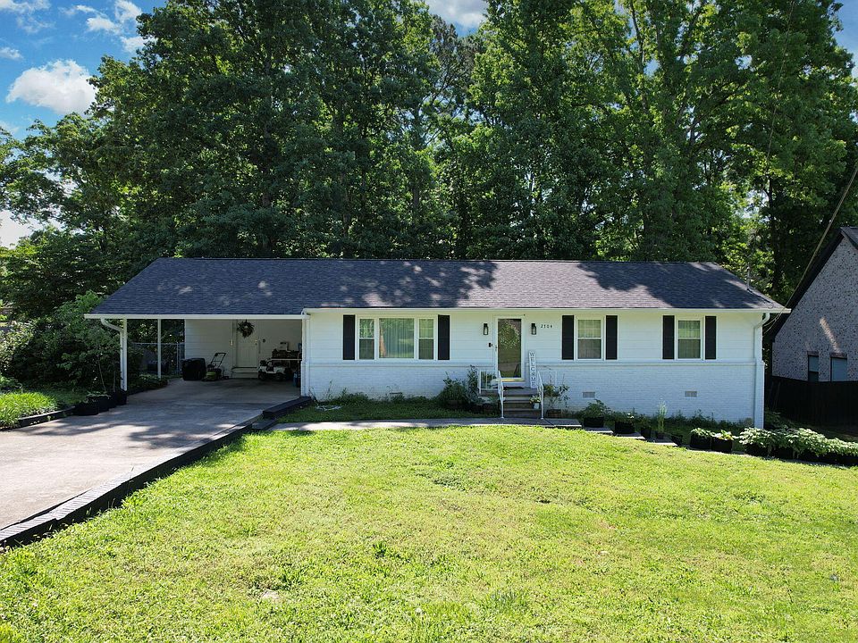 1st image of 2704 Parkwood Trl NW