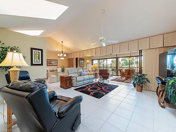 2nd image of 764 Eagle Creek Dr APT 302