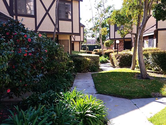 2nd image of 14818 Stonehedge Ln