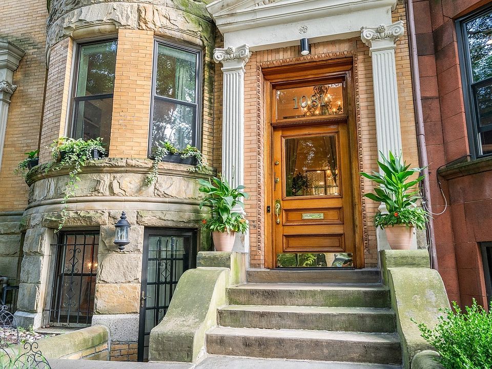 1st image of 1081 Beacon St #8