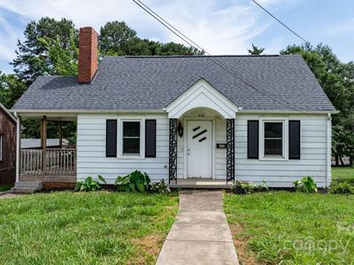 626 1st Ave SE, Hickory, NC, 28602