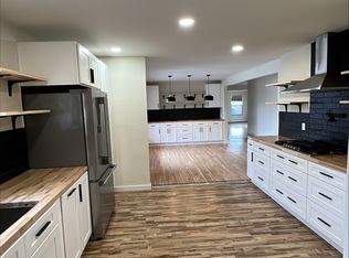 1100 Normal St, Minot, ND 58703