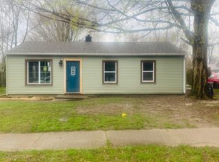 2918 Cabot Dr, Lansing, MI 48911