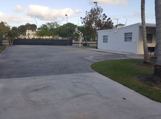 11455 SW 82nd Ave, Miami, FL 33156