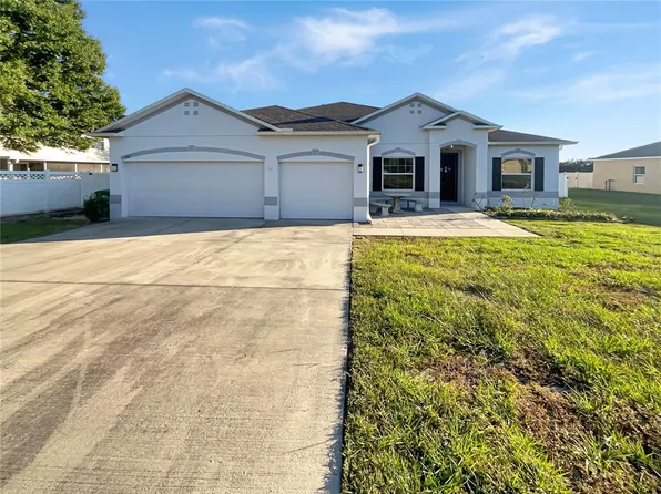 1701 Daybreak Dr, Fruitland Park, FL 34731