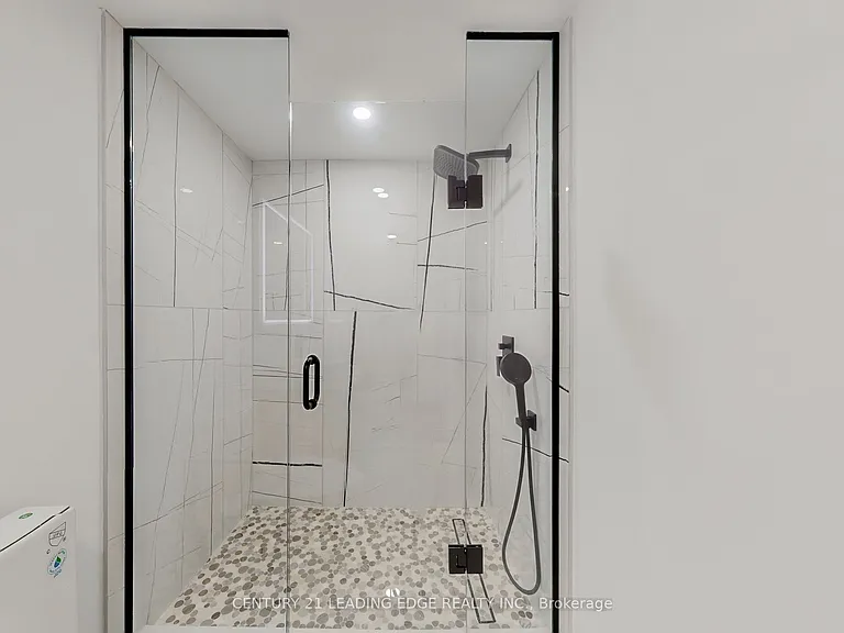 2240 Springfield Ct — Photo 41
