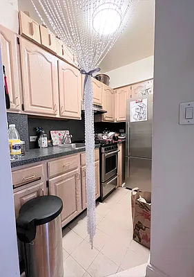 Rented by City Connections Realty | media 14