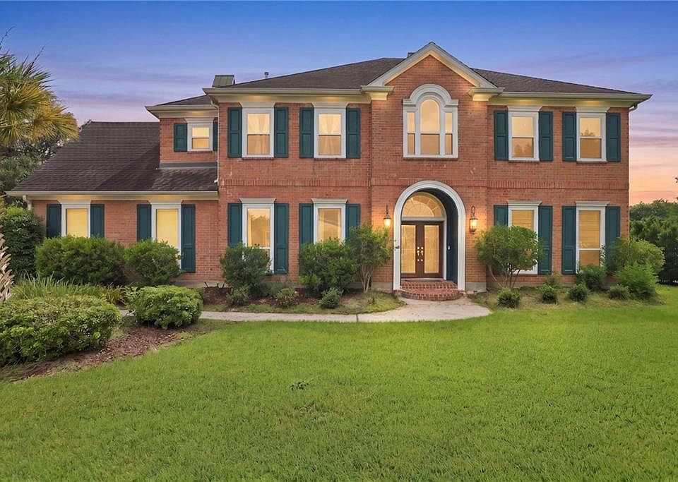 1st image of 12 Shoal Creek Dr
